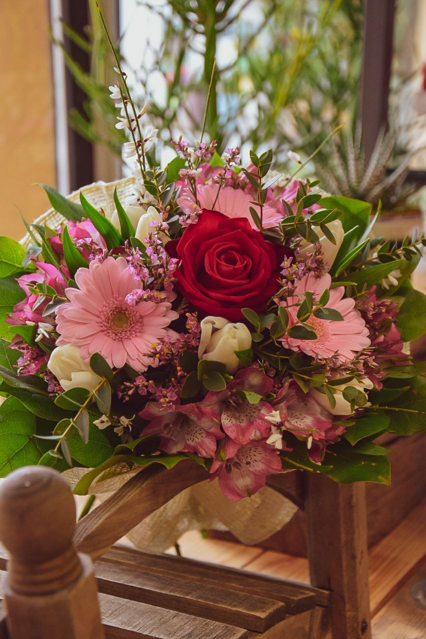 Bouquet misto tulipani e rose